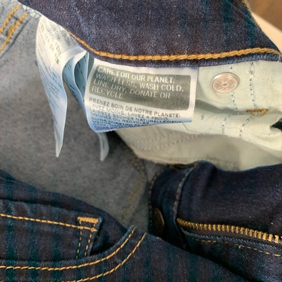 Levi’s 711 Skinny Jeans - Picture 4 of 8